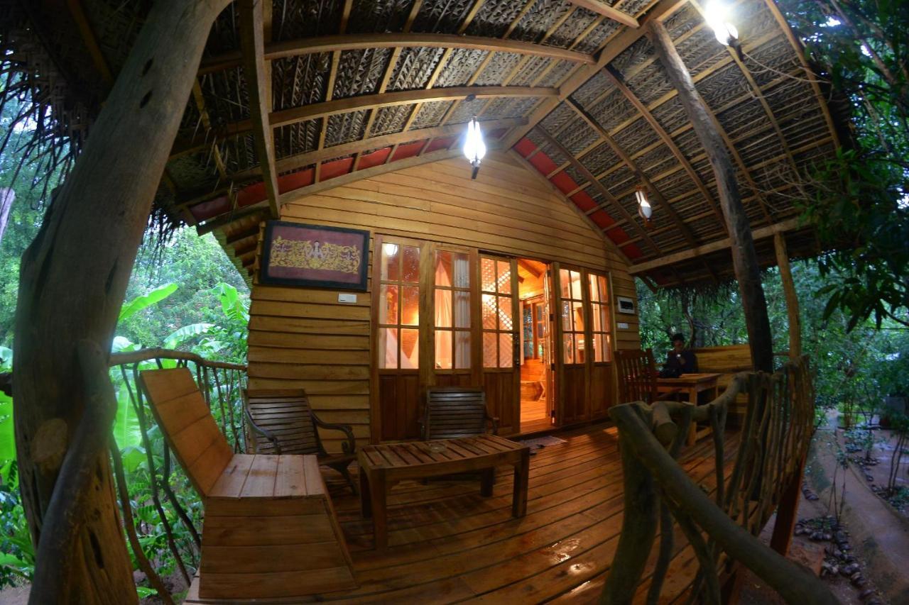 Habarana Tree House Mutu Village Zewnętrze zdjęcie